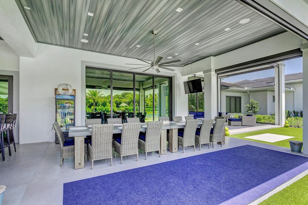 5812 Lady Luck Road, Palm Beach Gardens, Florida, is the finest modern new construction that is available in Steeplechase, one of the most desirable neighborhoods. This wonderful home in South Florida features the crispest modern interior and modern technology, such as the solar roof and Icynene foam insulation.