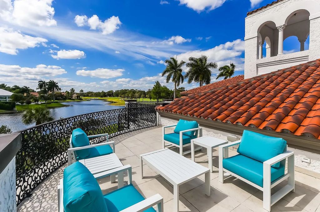 13101 Monet Lane, Palm Beach Gardens, Florida, completed new renovations early in 2019 with an all-new pool, spa, and fire pit in 2022. It is perfect to enjoy the private beach club and our renowned 36 holes, or drive your golf cart to The Bear's Club or Trump National Golf Course Jupiter for more world-class golf.