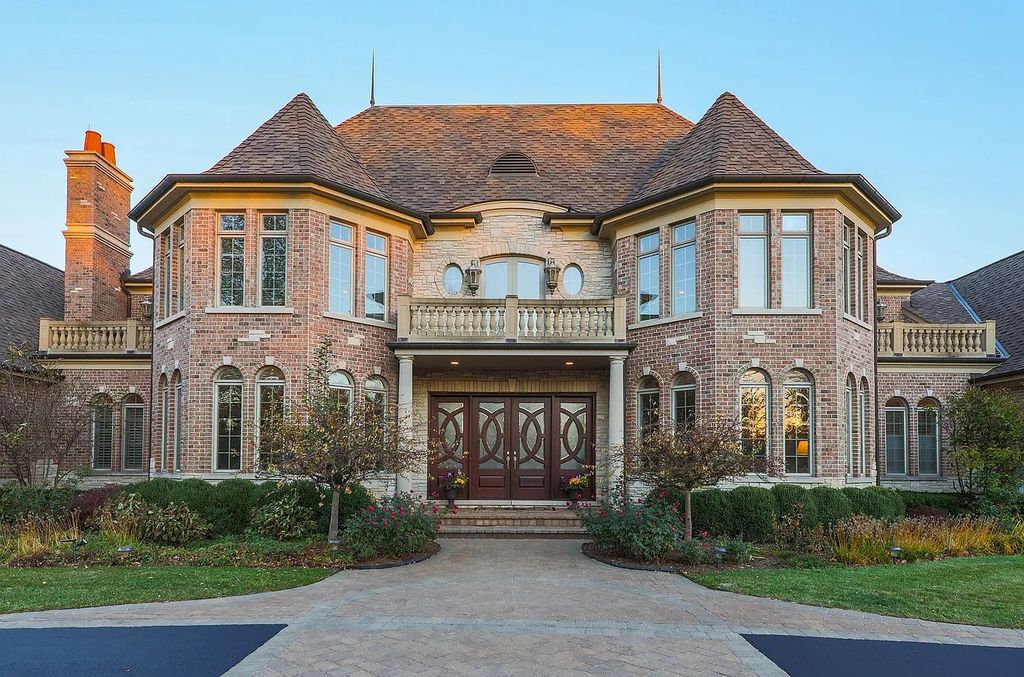 The Estate in Naperville is a luxurious home of architectural perfection and exceptional features now available for sale. This home located at 8S061 Indiana Ave, Naperville, Illinois; offering 05 bedrooms and 10 bathrooms with 9,940 square feet of living spaces.