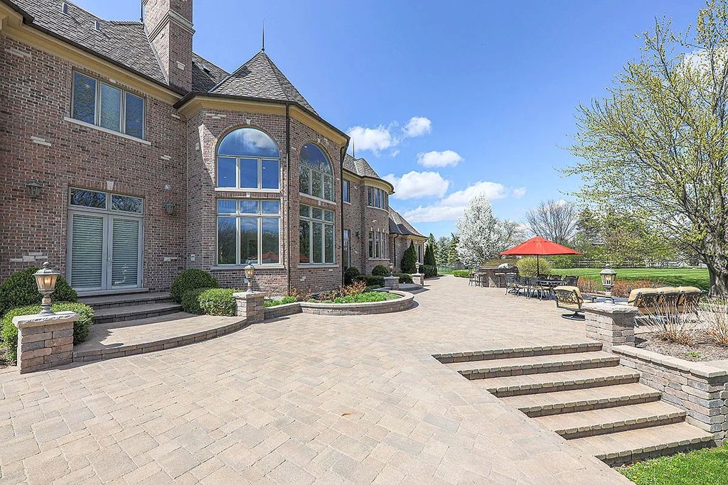 The Estate in Naperville is a luxurious home of architectural perfection and exceptional features now available for sale. This home located at 8S061 Indiana Ave, Naperville, Illinois; offering 05 bedrooms and 10 bathrooms with 9,940 square feet of living spaces.
