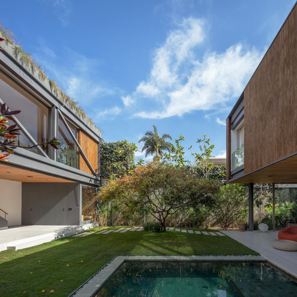 Truss House in Brazil by Terra Capobianco & Galeria Arquitetos