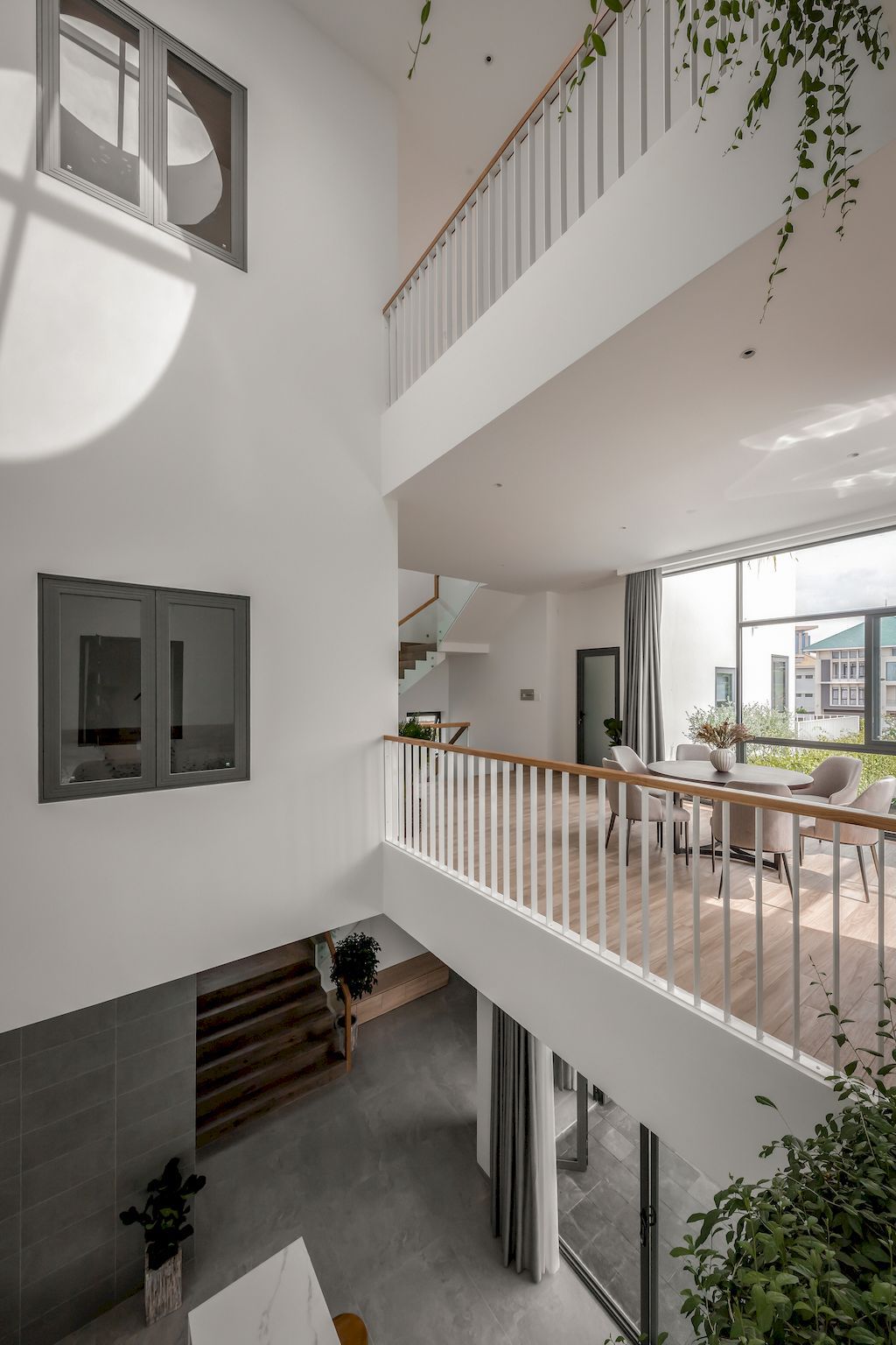Villa Connect, nice L-shape with nature connection by Story Architecture