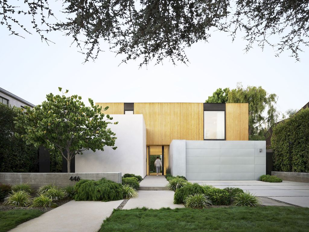 19th Street House in Los Angeles by Ehrlich Yanai Rhee Chaney Architects