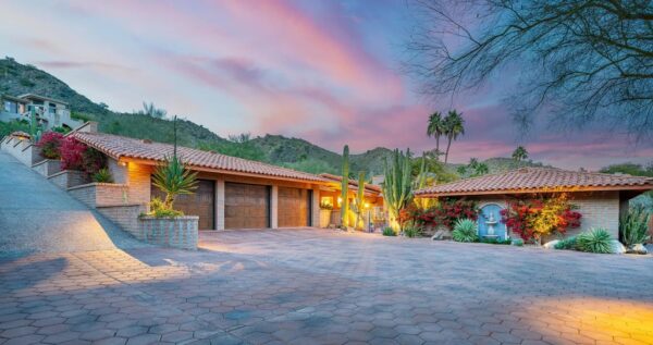 This Classic Romantic Home in Paradise Valley Arizona Offering Dream Living At Its Finest Hits The Market For $3.85 Million