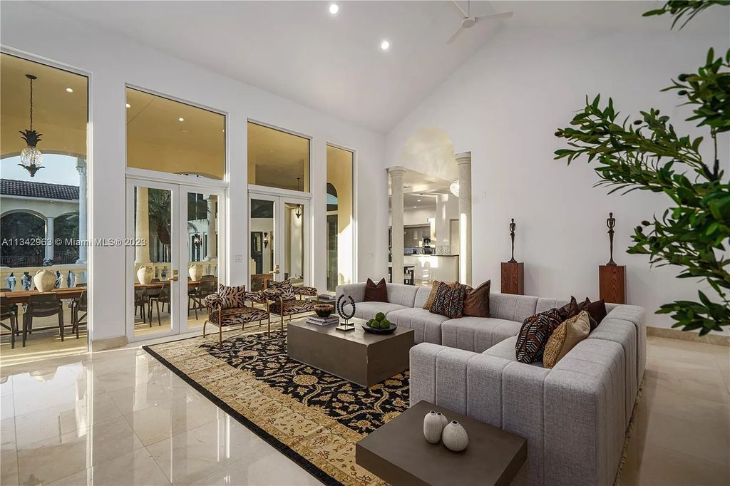 16260 Saddle Club Road, Fort Lauderdale, Florida, is one of the most incomparable grand estates that you are unlikely to see every day. It greets you with tons of natural light throughout and beautiful marble and wood floors.