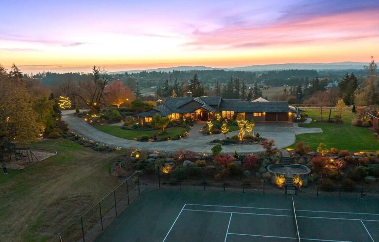 Beautiful Single-level Home with 360-degree Views and Immaculate Landscaping in West Linn, OR Listed at $2.775M