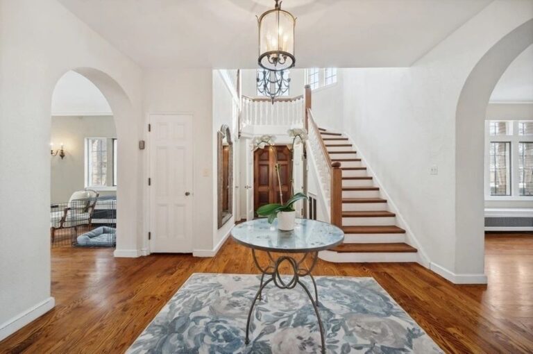 Combines Exceptional Architecture Details with the Updated Features