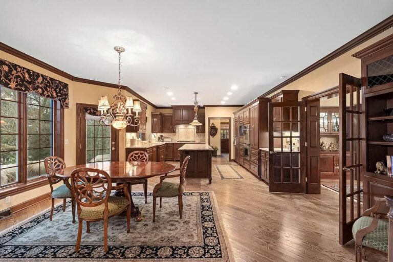 Discover the Tranquil Serenity of Lakeside Living in this 4.495M