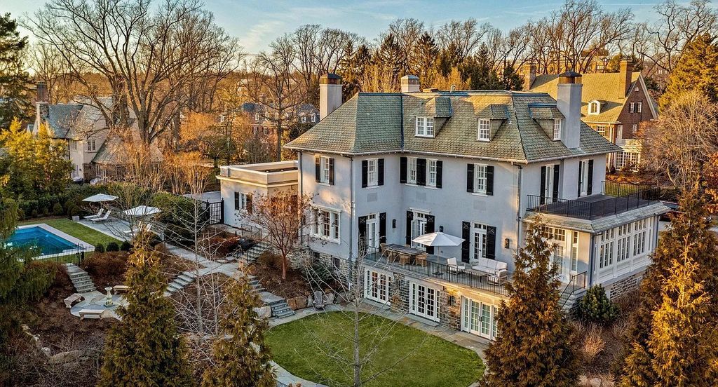 The Estate in Baltimore is brilliant renovation and expansion by Delbert Adams Construction Group, now available for sale. This home located at 1 Whitfield Rd, Baltimore, Maryland