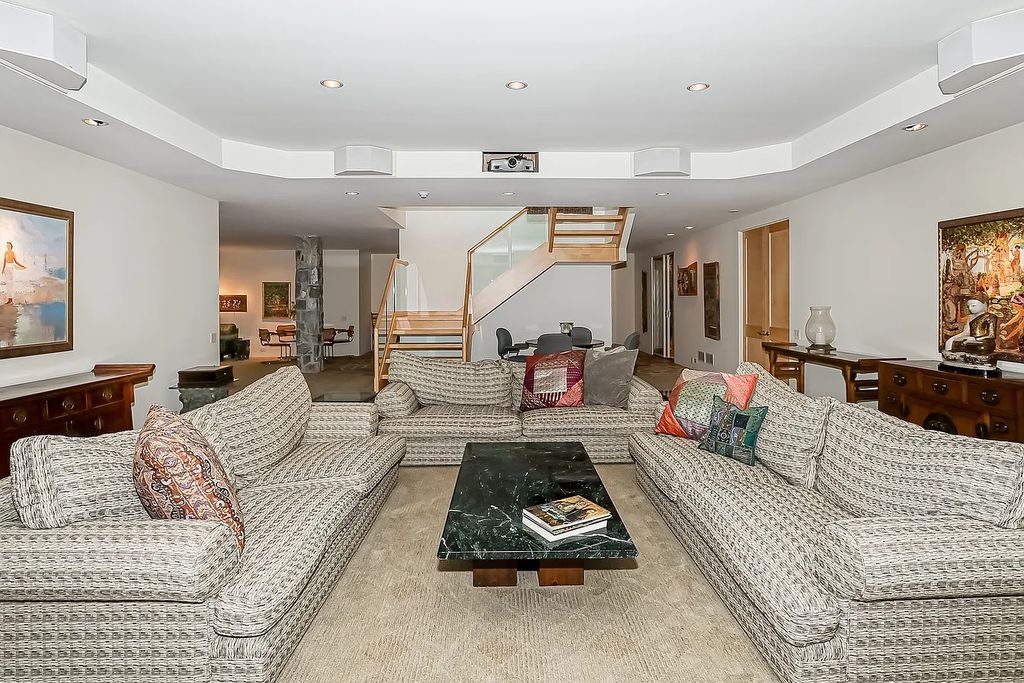 The Home in Barrington is large and warm, but spacious enough for all to enjoy their corner of peacefulness, now available for sale. This home located at 3 Porter School Rd, Barrington, Illinois