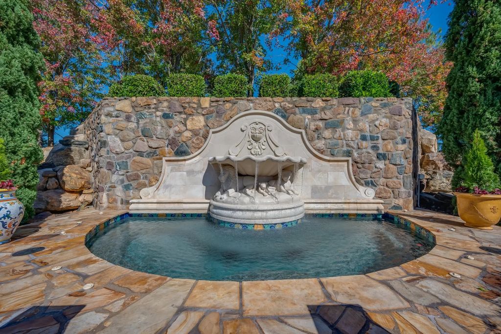 The Estate in Shelby is a luxurious home with the seamless blend of indoor and outdoor spaces, now available for sale. This home located at 527 Whitaker Rd, Shelby, North Carolina