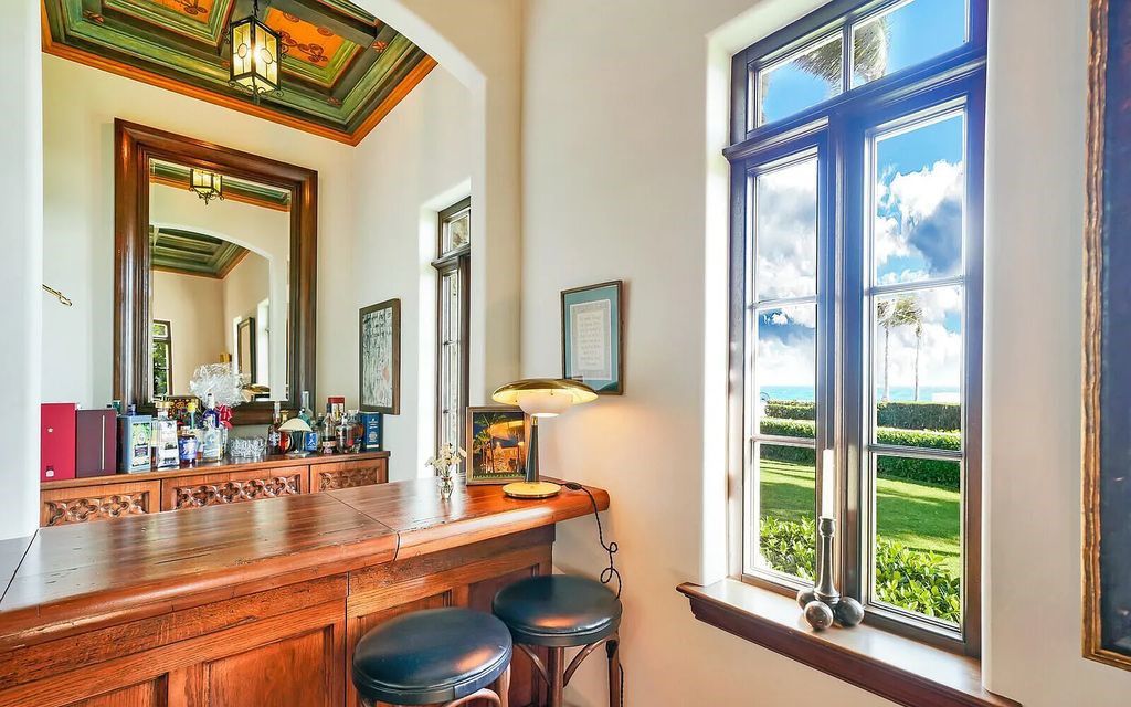 930 S Ocean Boulevard, Palm Beach, Florida, is one of the most magnificent houses in the area, with fully furnished rooms and modern appliances. The entire floor is made of the best hardwood, marble, and tile materials.