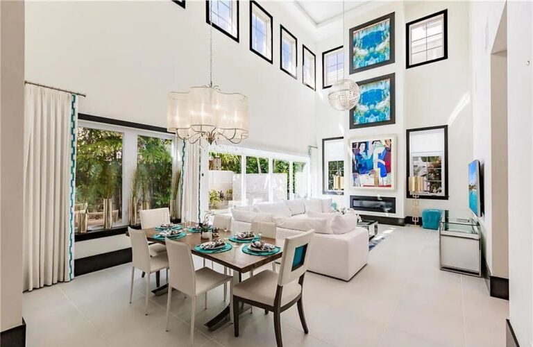 The Incredible Residences with Fully Furnished Rooms and an Outdoor Kitchen is Asking $3 Million in Naples, Florida
