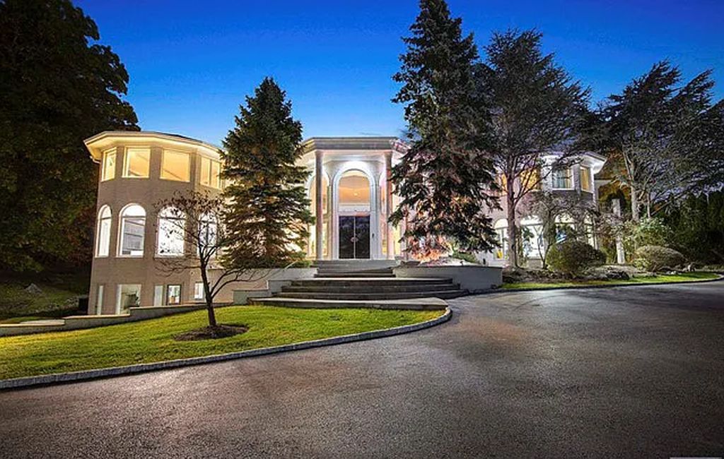 The Estate in Cresskill is a luxurious home offering unmatched privacy now available for sale. This home located at 14 E Hill Ct, Cresskill, New Jersey; offering 07 bedrooms and 10 bathrooms with 15,000 square feet of living spaces.