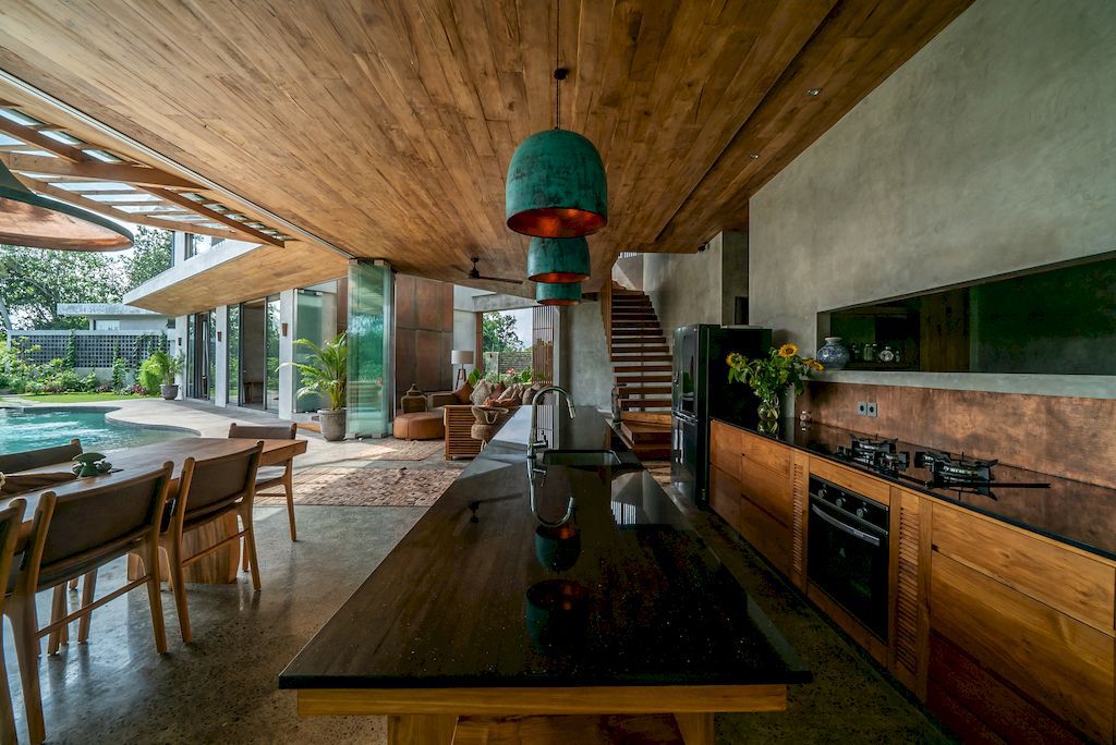 BPE House, blend of sustainable living and nature by Bali Gedeg Builders