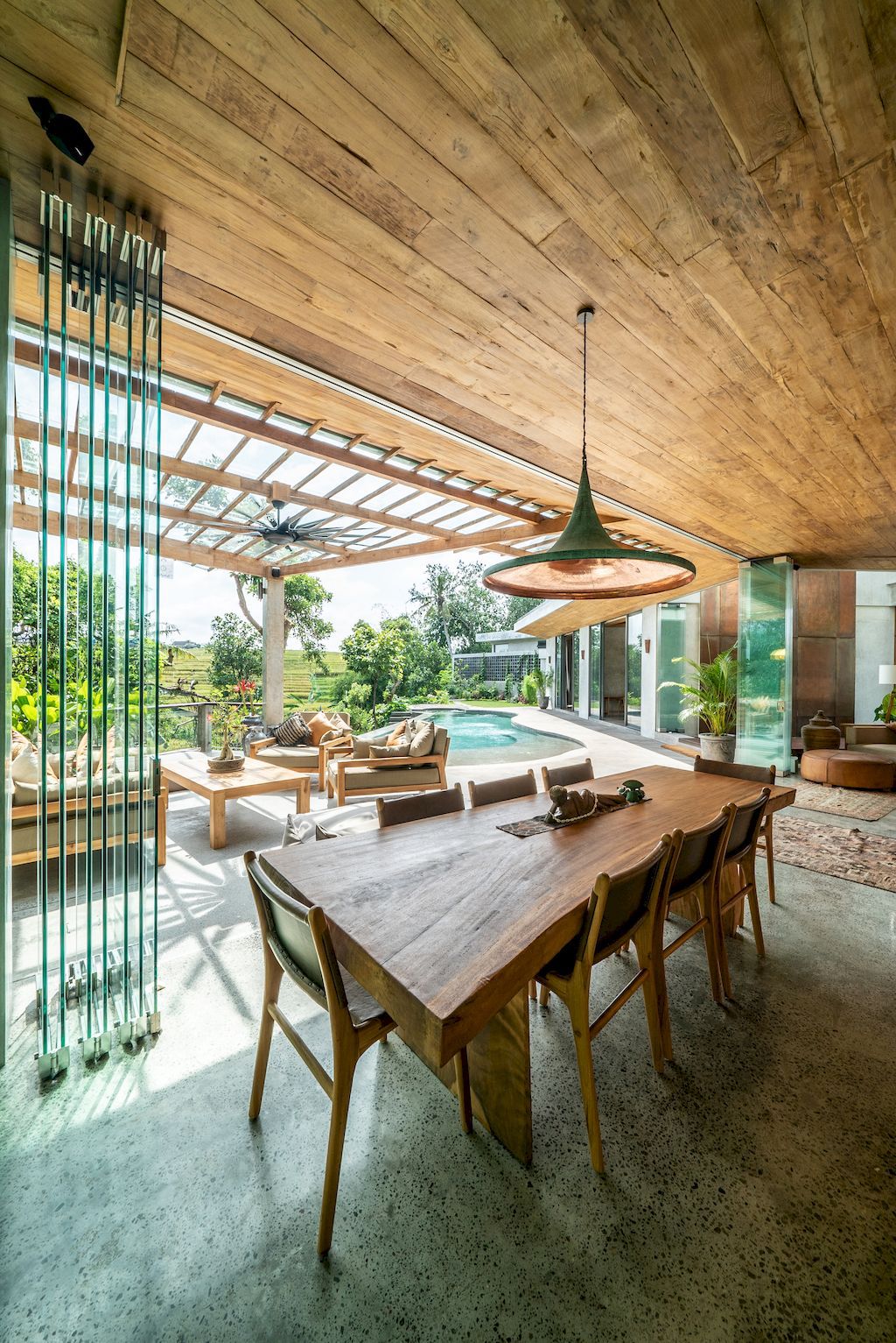 BPE House, blend of sustainable living and nature by Bali Gedeg Builders