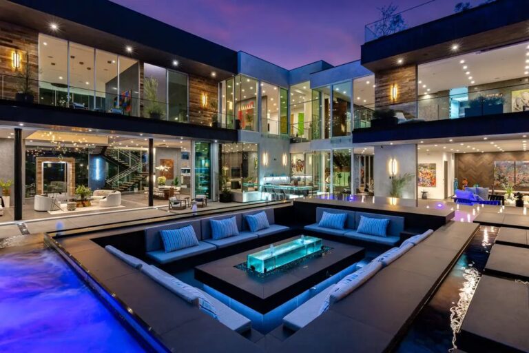 A Modern Masterpiece of Luxury Living in Iconic Los Angeles Locale hits The Market for $35.6 Million