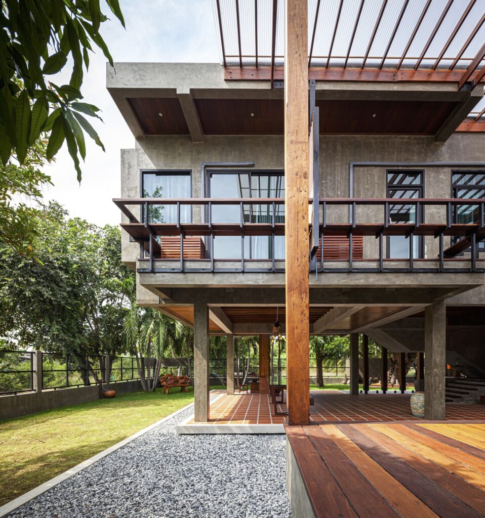 BULBUL House with Living Space Extension by Volume Matrix Studio