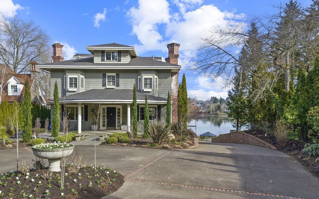 The Estate in Portland is a luxurious home offering grand scale spaces and generous room sizes now available for sale. This home located at 11614 S Riverwood Rd, Portland, Oregon; offering 05 bedrooms and 06 bathrooms with 7,607 square feet of living spaces. 