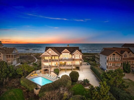 Beautiful Oceanfront Estate in Duck, NC with Breathtaking Panoramic Views of The Ocean Seeks $6.999M