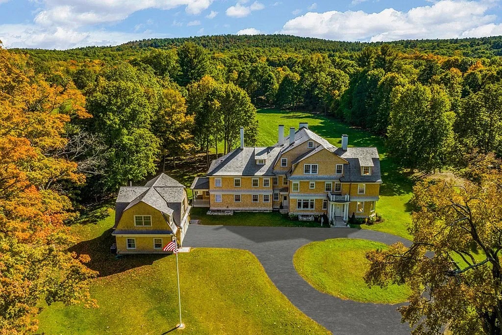 The Property in Milton has been painstakingly brought back to its original splendor with every conceivable amenity added, including elevator, now available for sale. This home located at 1452 Canton Ave, Milton, Massachusetts