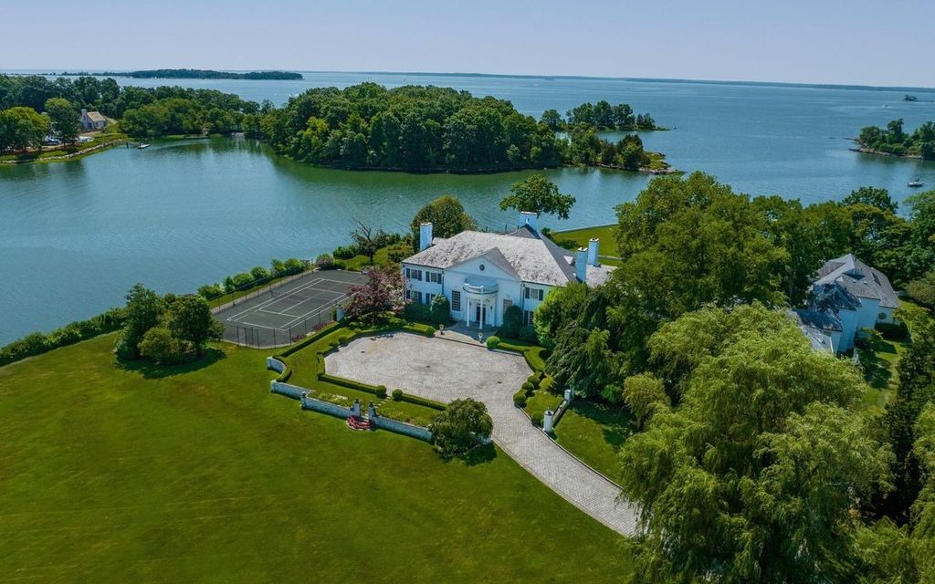 The Estates in Greenwich is a significant waterfront estates with breathtaking water views from sunrise to sunset, now available for sale. This home located at 21 Vista Dr, Greenwich, Connecticut