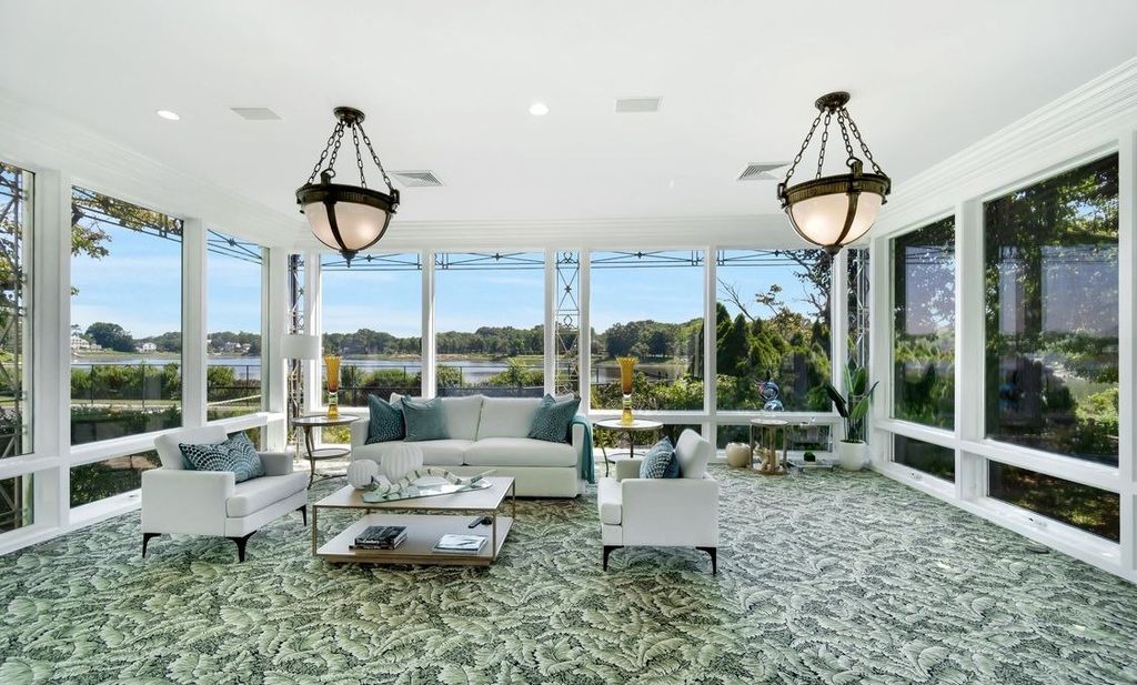 The Estates in Greenwich is a significant waterfront estates with breathtaking water views from sunrise to sunset, now available for sale. This home located at 21 Vista Dr, Greenwich, Connecticut