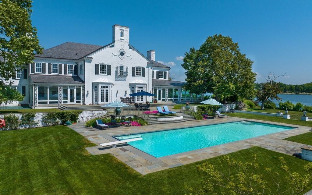 The Estates in Greenwich is a significant waterfront estates with breathtaking water views from sunrise to sunset, now available for sale. This home located at 21 Vista Dr, Greenwich, Connecticut