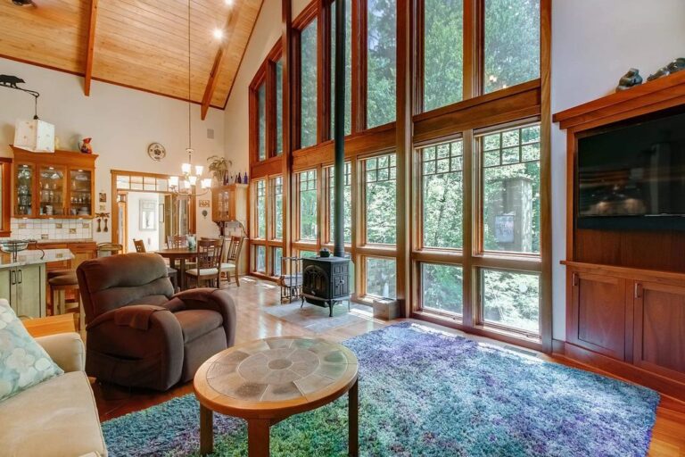 Designed to Offer You Beautiful Mountain Views in a Private Setting in