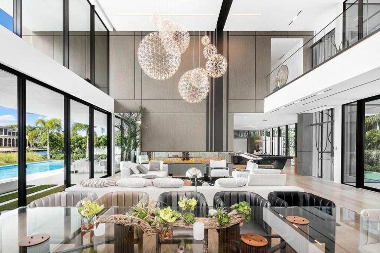 Illustration of Luxury Green Waterfront Estate