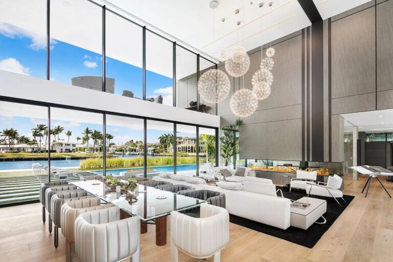 Photo inspiration: Visual Reference: Contemporary Waterfront Mansion In Prestigious Boca Raton Florida With