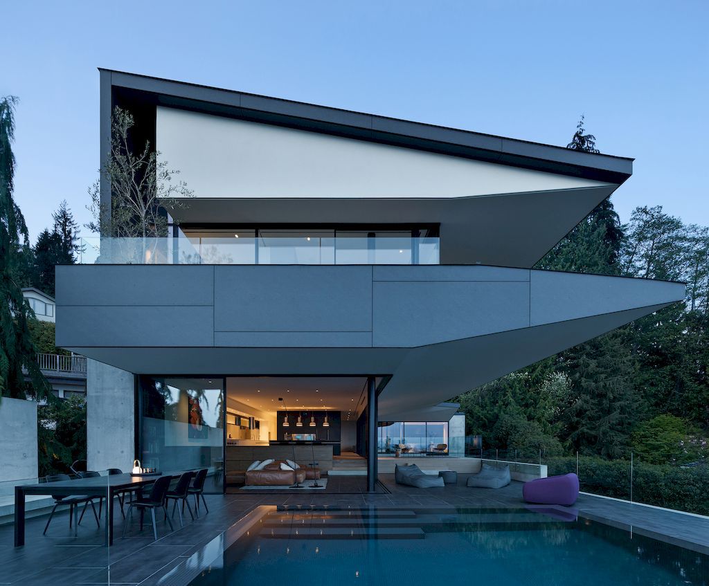 Eaves House, impressive Home by McLeod Bovell Modern Houses