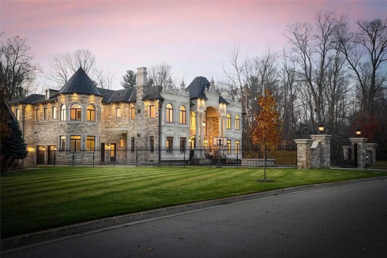 Elegance, Opulence & Tranquility Defines This C$10,888,000 Phenomenal Estate In Ontario