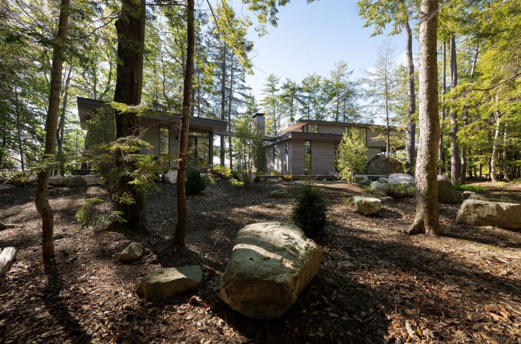 Elevated Camp House to Enjoy Nature by Murdough Design Architects