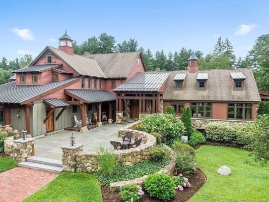 Embracing the Beauty of the Natural Elements, While Brilliantly Blending Sophisticated Style and Comfortable Living, Property in Sudbury, MA Asks $4.39M
