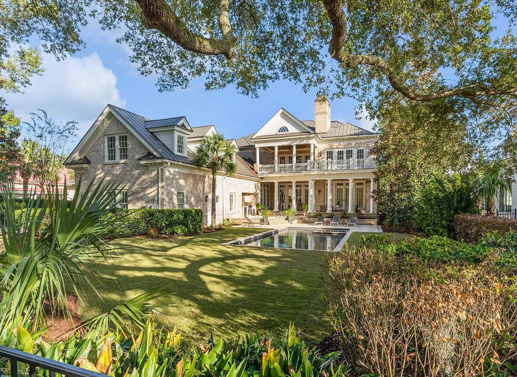 The Estate in Charleston is a luxurious home offering rare front and back unobstructed golf course views now available for sale. This home located at 59 Iron Bottom Ln, Charleston, South Carolina; offering 06 bedrooms and 08 bathrooms with 8,191 square feet of living spaces.