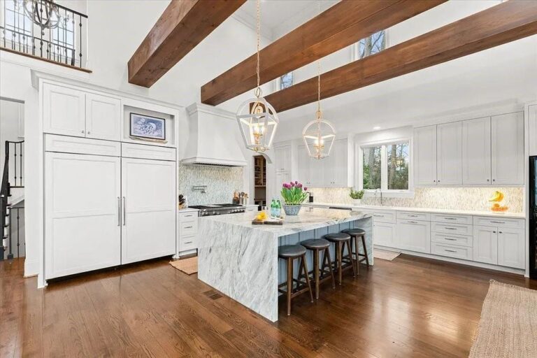 Stunning Waterfront Living in This Lakeside Retreat in Cornelius, North