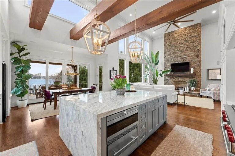 Stunning Waterfront Living in This Lakeside Retreat in Cornelius, North