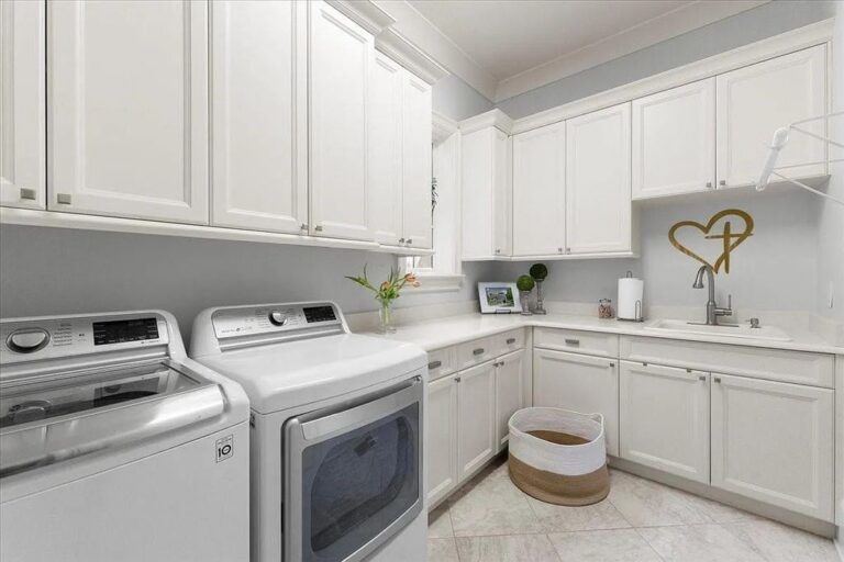 Stunning Waterfront Living in This Lakeside Retreat in Cornelius, North