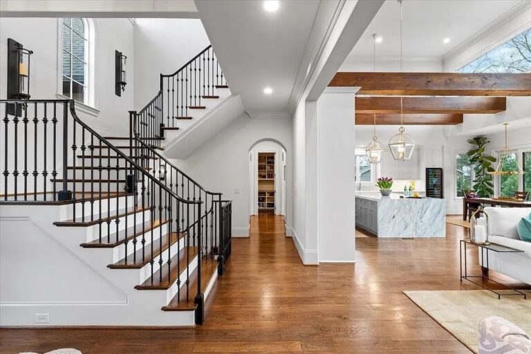 Stunning Waterfront Living in This Lakeside Retreat in Cornelius, North