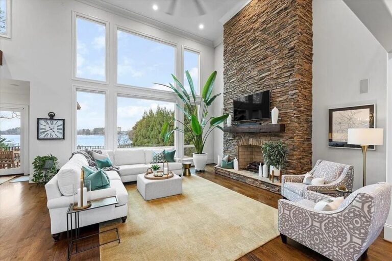 Stunning Waterfront Living in This Lakeside Retreat in Cornelius, North