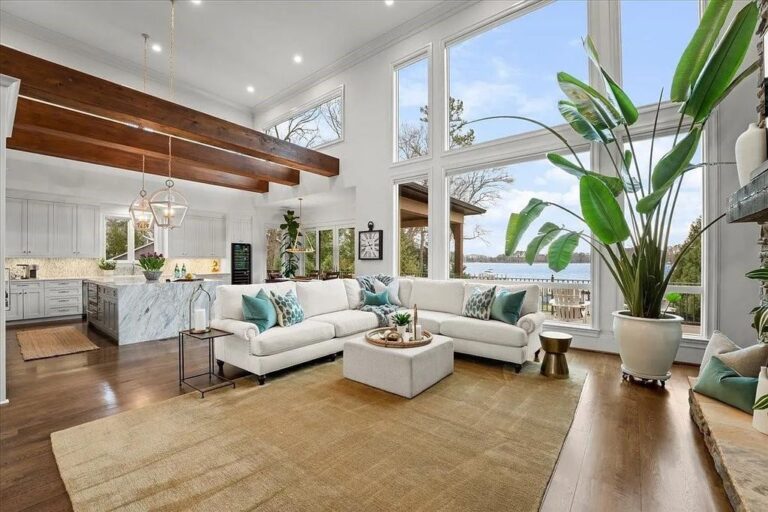 Stunning Waterfront Living in This Lakeside Retreat in Cornelius, North