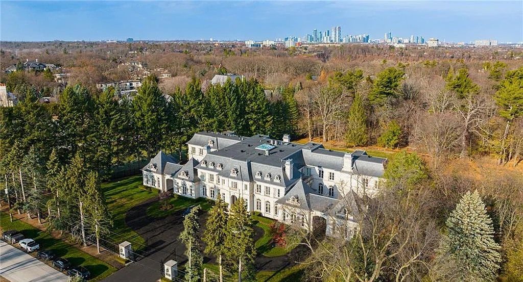 The Property in Mississauga is perfect for large-scale entertaining yet intimate for everyday living, now available for sale. This home located at 2275 Doulton Dr, Mississauga, ON L5H 3M2, Canada