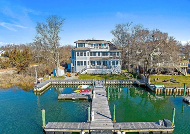 Gorgeous Waterfront Beauty of Modern Elegance in Manasquan, NJ Hits Market for $2.995M