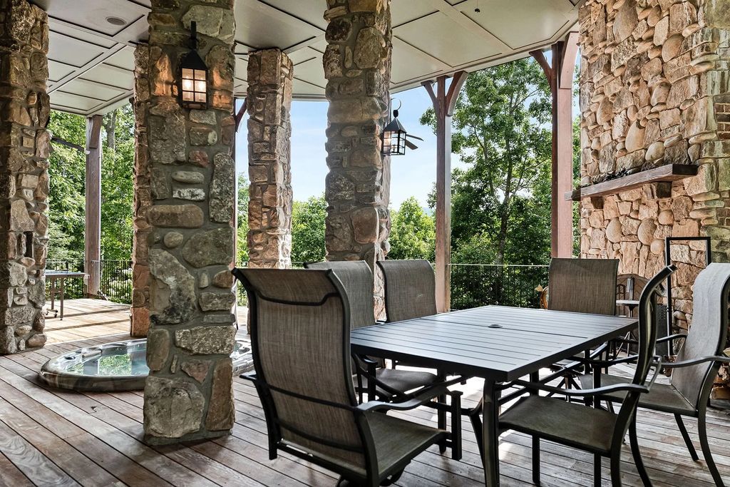 The Home in Arden has the elegance and sophistication you would expect for such a unique setting, now available for sale. This home located at 4 Wood Lily Trl, Arden, North Carolina