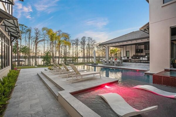 Stunning Luxury Estates With Private Basketball For Rent Luxury image