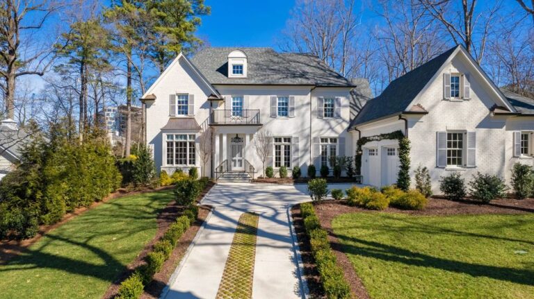 Offering a Seamless Balance of Elegance and Functionality, This Absolutely Spectacular House Asks for $3.5M in Raleigh, NC