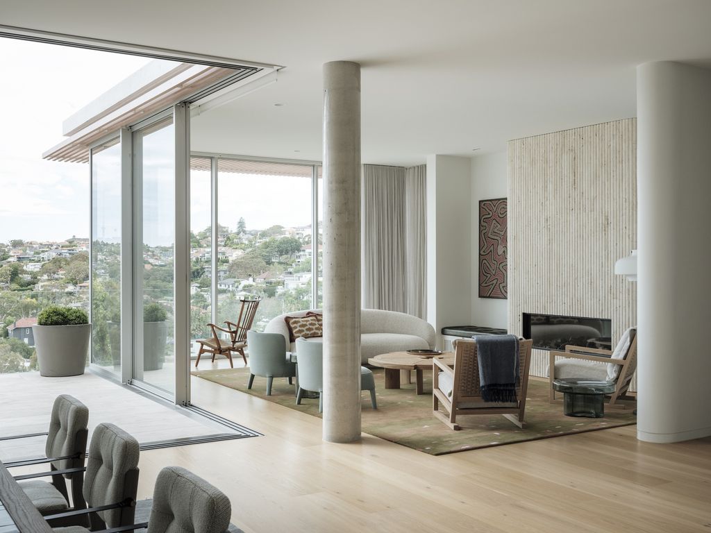 Palm Frond Retreat, Dramatic Modern Home by Koichi Takada Architects
