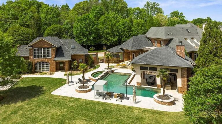 Prepare To be Amazed by This $4.645M Spectacular Estate Privately Situated on Over 2 Acres in Charlotte, NC