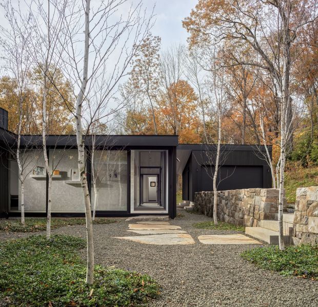 Roxbury House Blends of Art and Architect by Desai Chia Architecture 5